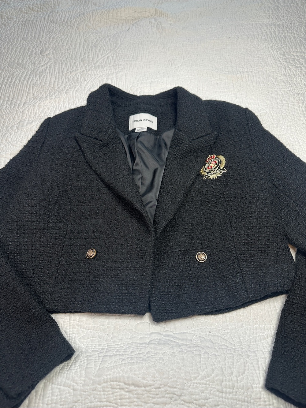 Urban Revivo Black Cropped Tweed Blazer with Crest